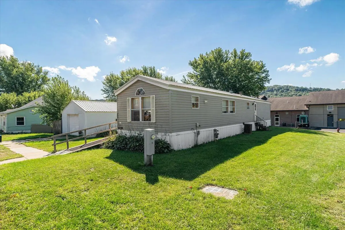 405 E Main STREET, La Farge, WI 54639 - #1