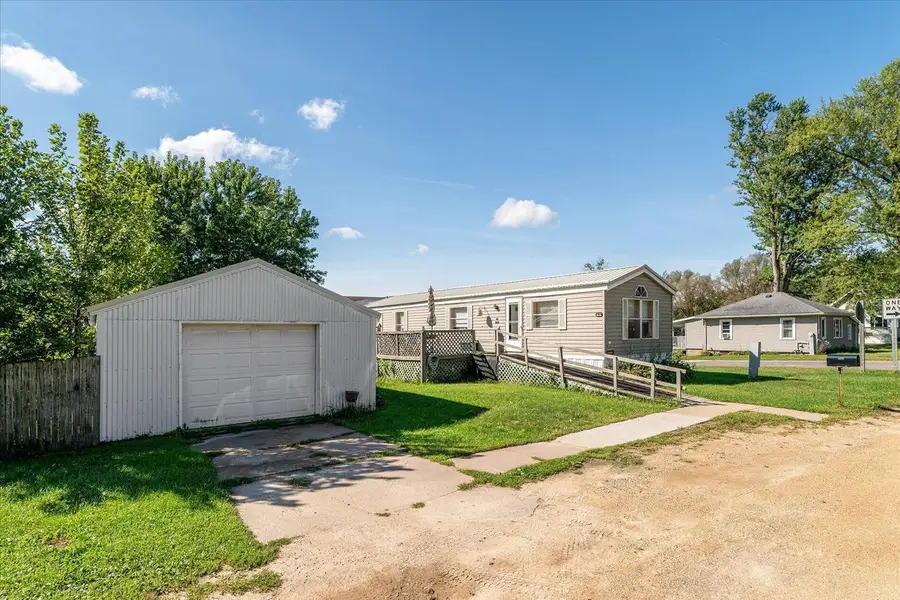 405 E Main STREET, La Farge, WI 54639 - #2