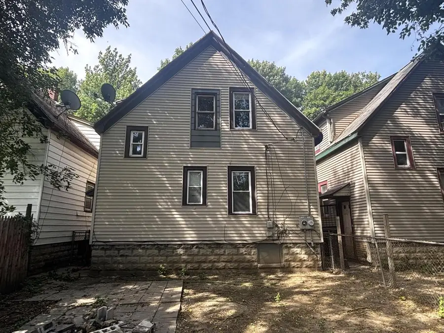 3136 N 34th STREET, Milwaukee, WI 53216 - #2
