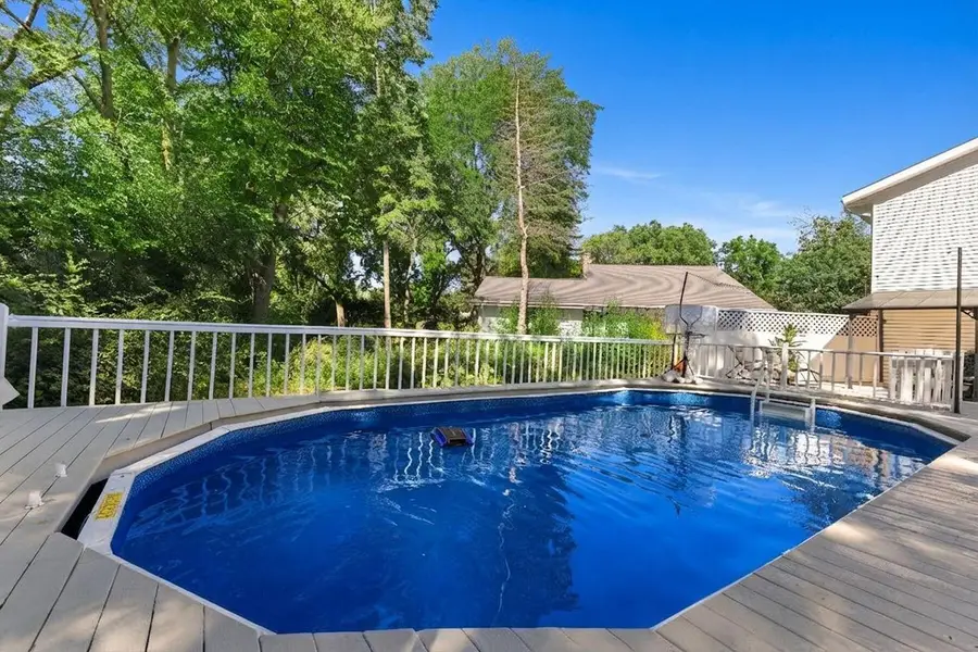 4349 Woodbury LANE, Mount Pleasant, WI 53403 - #2