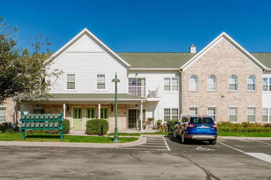 2740 Northview ROAD #100, Waukesha, WI 53188 - #3