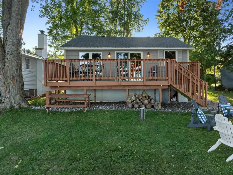 W1039 Southwest Circle DRIVE, Saint Cloud, WI 53079 - #2