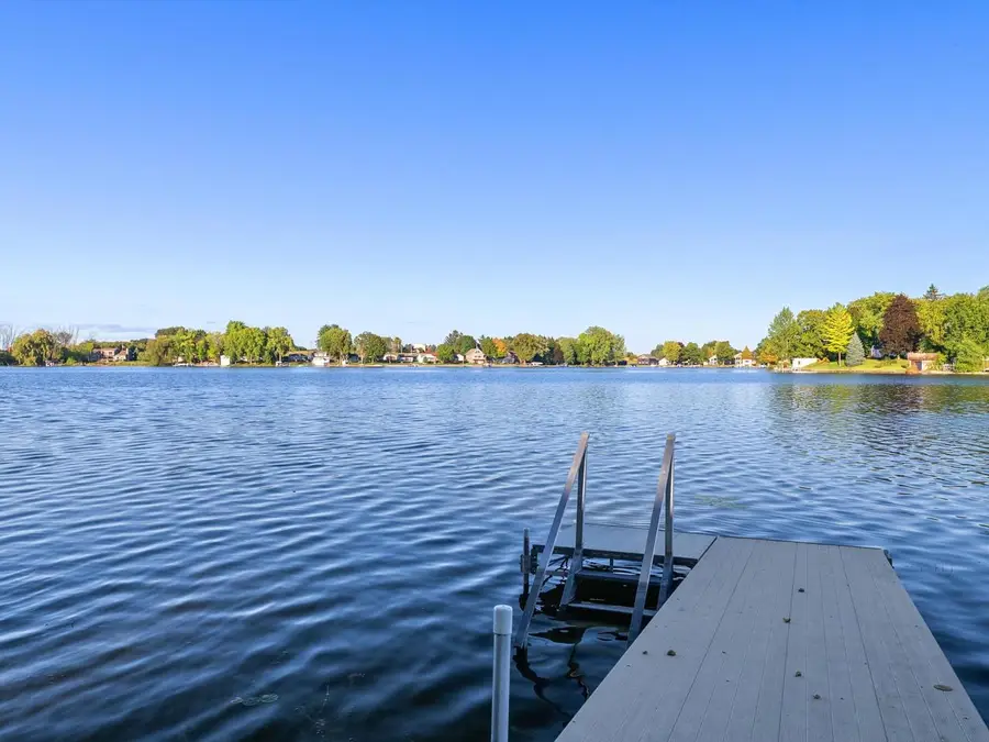 W1039 Southwest Circle DRIVE, Saint Cloud, WI 53079 - #3