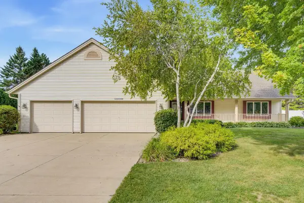 W152S7689 Mystic DRIVE, Muskego, WI 53150