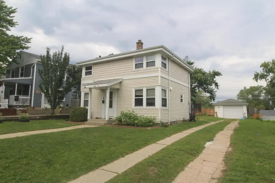 4518 W Tripoli AVENUE, Milwaukee, WI 53220 - #2