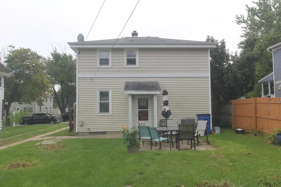 4518 W Tripoli AVENUE, Milwaukee, WI 53220 - #3