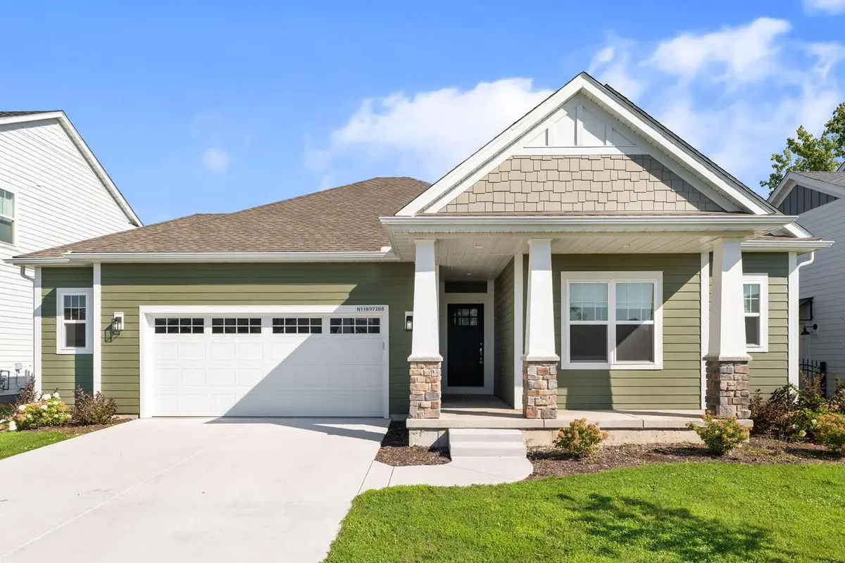 N118W7288 Fairway LANE, Cedarburg, WI 53012 - #1