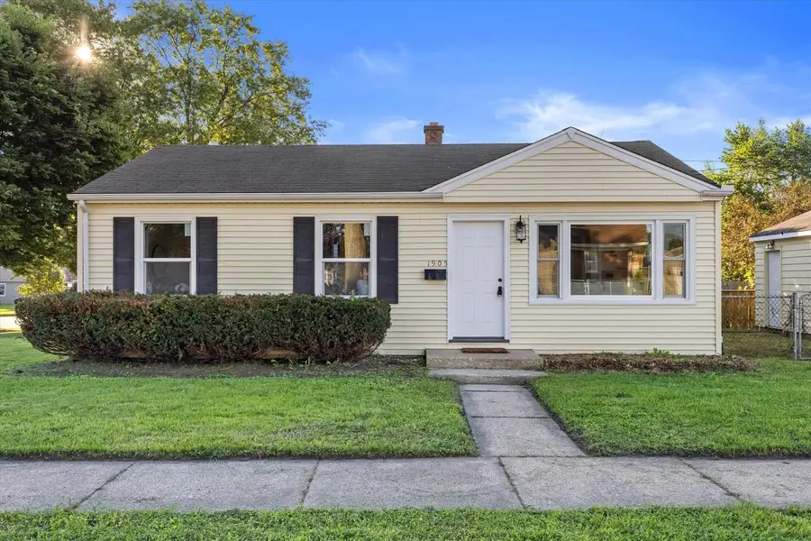 1905 Gilson STREET, Racine, WI 53403 - #2