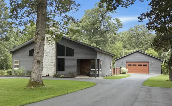 1404 Del Oaks LANE, Delavan, WI 53115