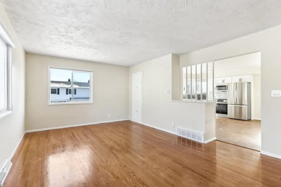 12305 W Diane DRIVE #12307, Wauwatosa, WI 53226 - #2
