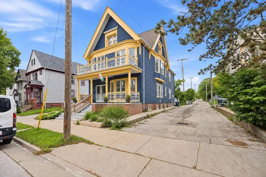 116 E Meinecke AVENUE, Milwaukee, WI 53212 - #3
