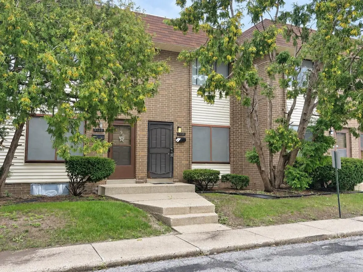 6126 W Port AVENUE, Milwaukee, WI 53223 - #1