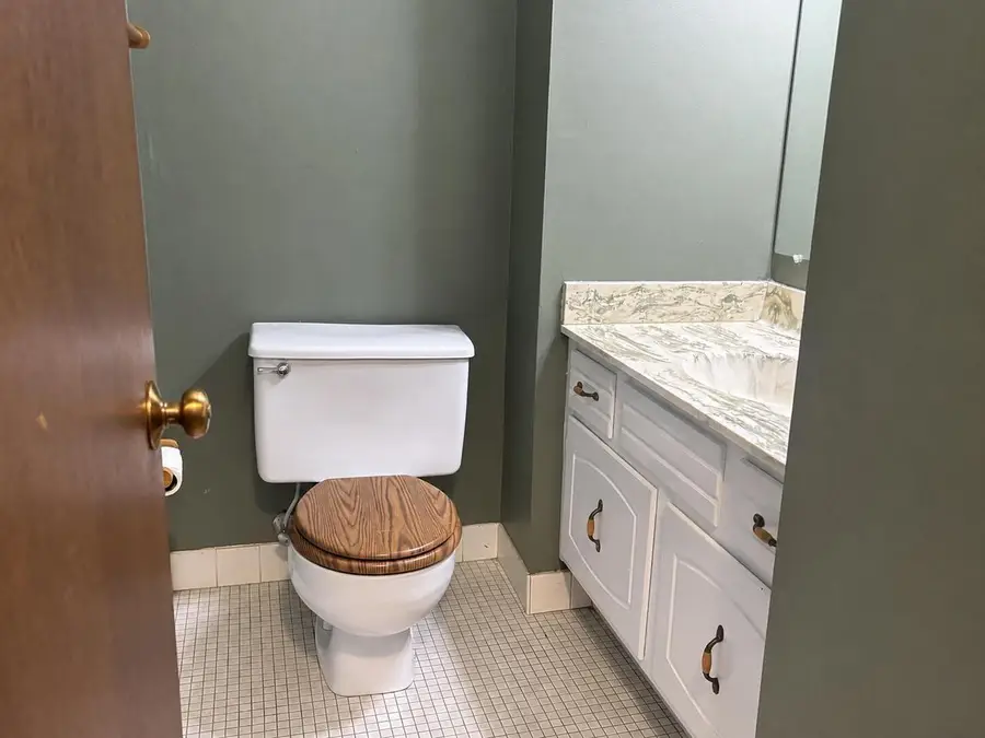 6126 W Port AVENUE, Milwaukee, WI 53223 - #3