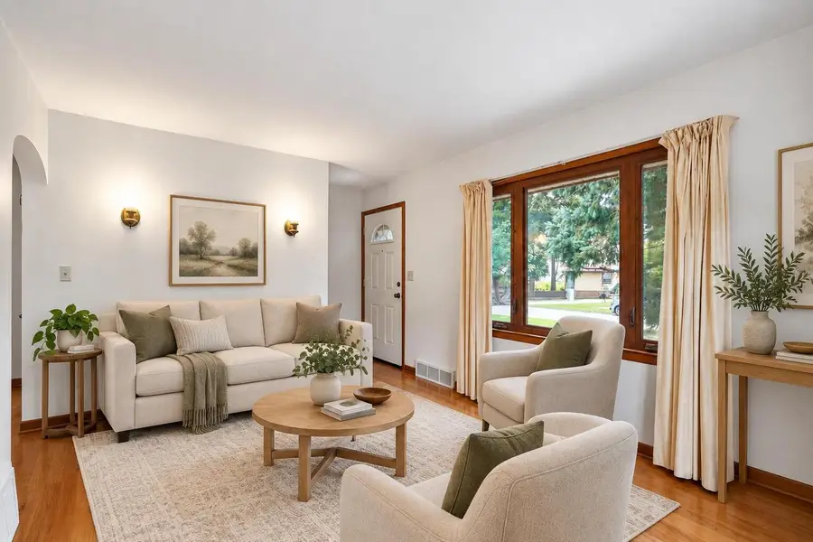 3923 N 78th STREET, Milwaukee, WI 53222 - #2