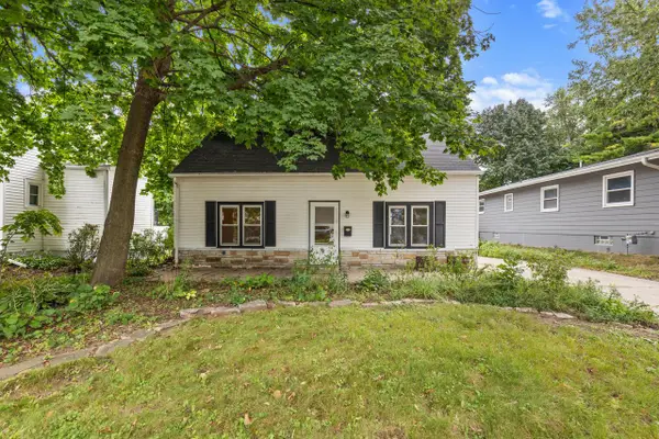1110 S 123rd STREET, West Allis, WI 53214