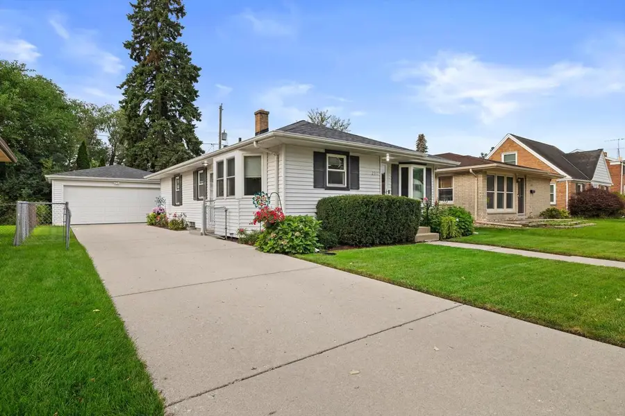 2317 Gillen STREET, Racine, WI 53403 - #2