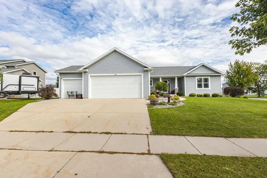 354 Rosewood AVENUE, Lake Mills, WI 53551 - #2