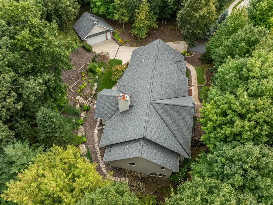 260 Glacial DRIVE, Slinger, WI 53086 - #2