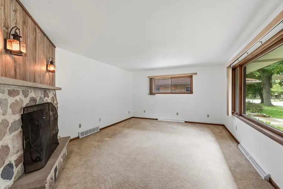 4973 S 19th STREET, Milwaukee, WI 53221 - #3