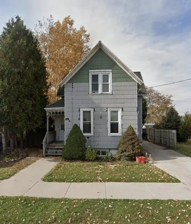 616 S 18th STREET, Manitowoc, WI 54220 - #1