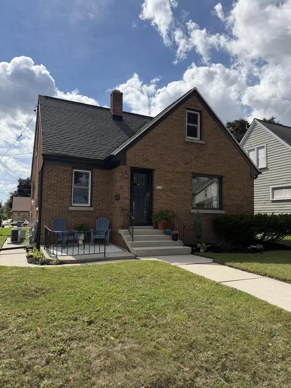 1715 Marvin COURT, Sheboygan, WI 53081