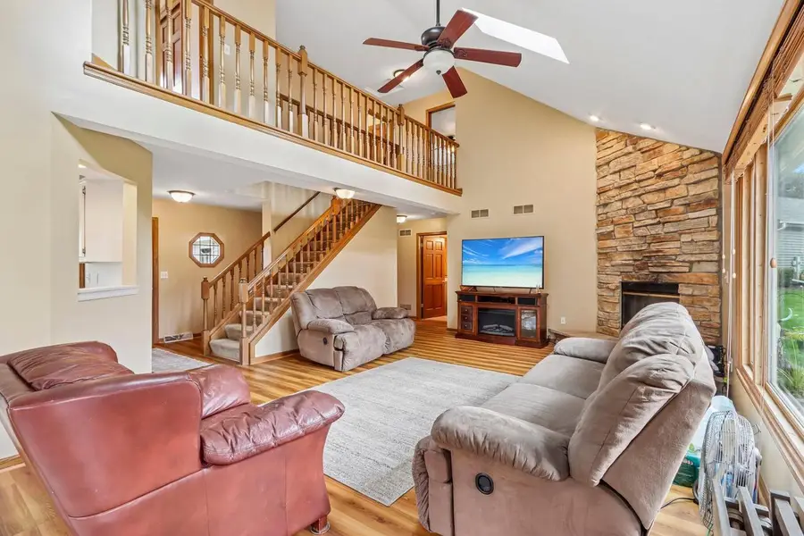 N103W17395 Whitetail RUN, Germantown, WI 53022 - #2