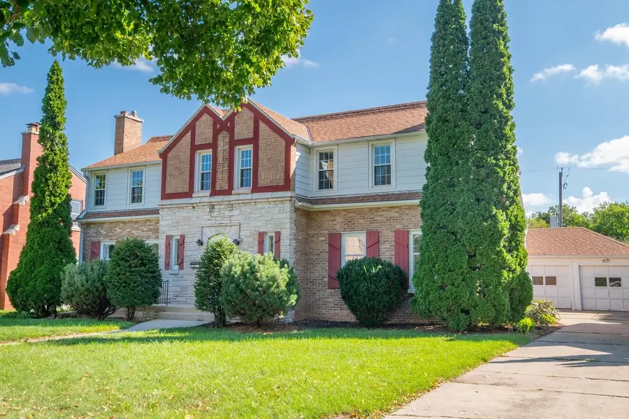 616 N 104th STREET #618, Wauwatosa, WI 53226 - #2