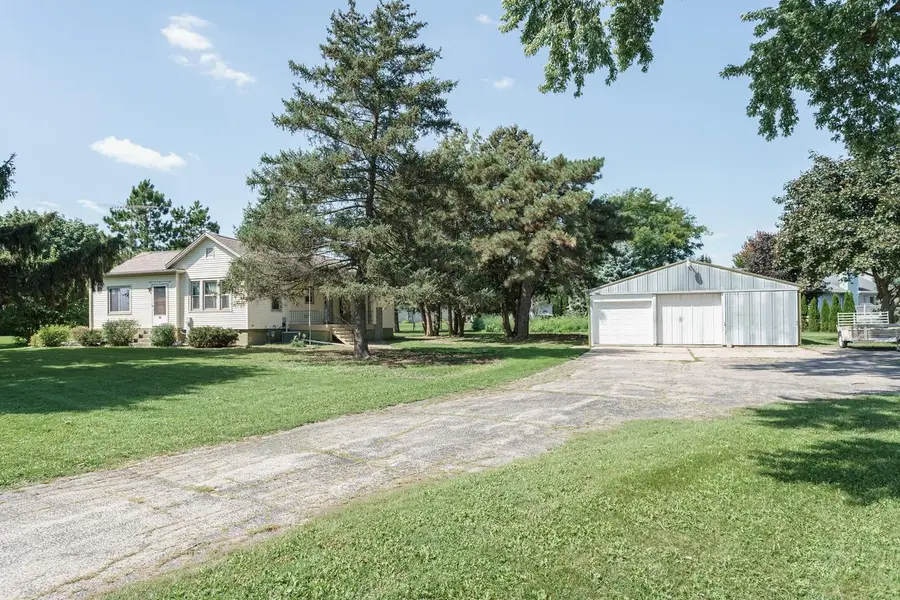 672 Milford STREET, Watertown, WI 53094 - #2