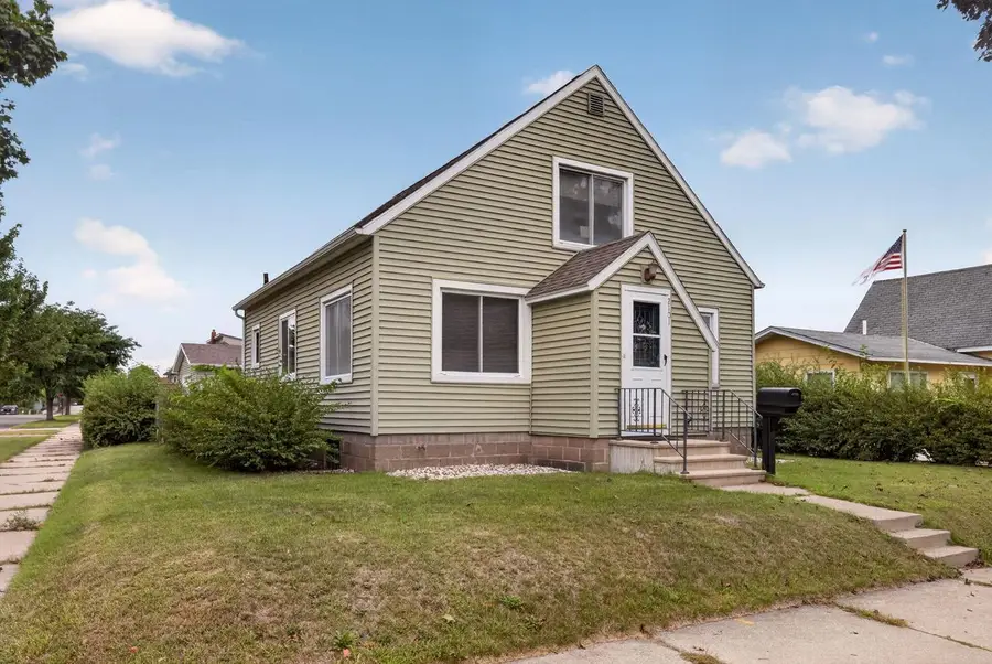 2101 Redfield STREET, La Crosse, WI 54601 - #2
