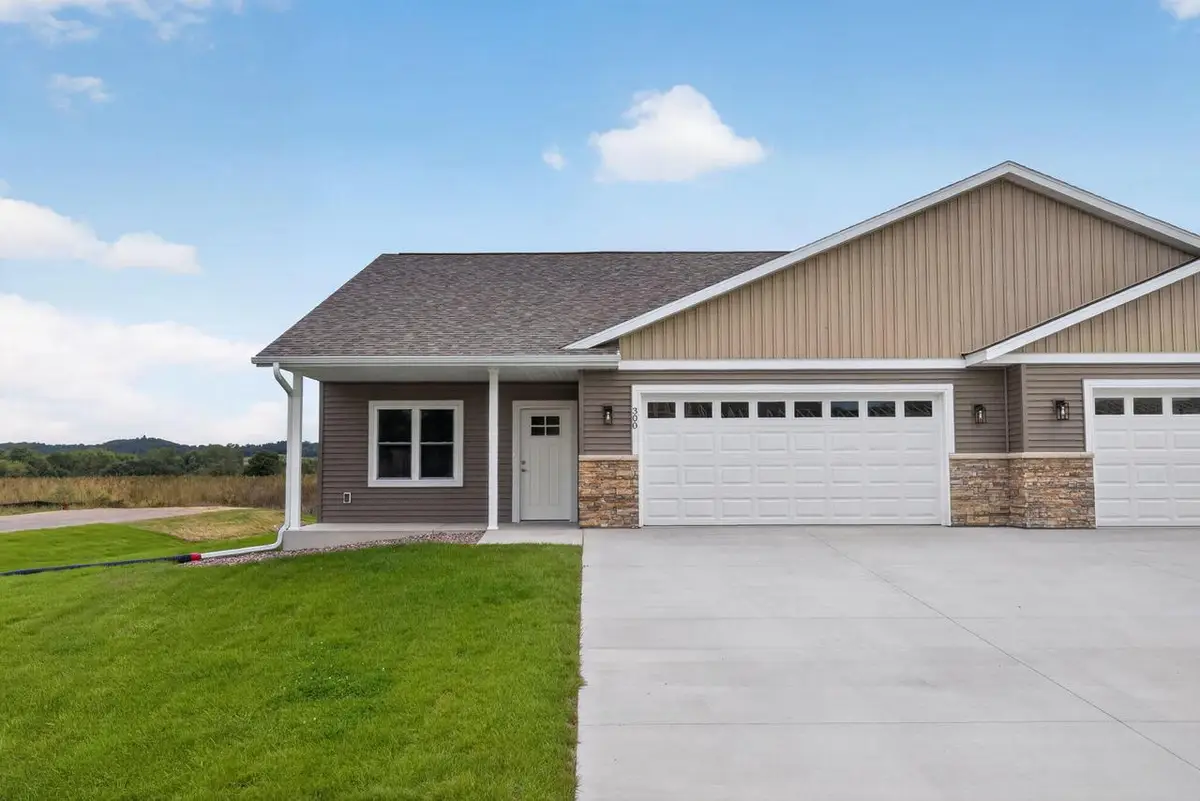 300 London LANE, Rockland, WI 54653 - #1