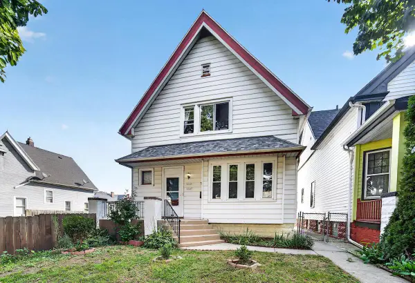 2040 S 28th STREET #2042, Milwaukee, WI 53215