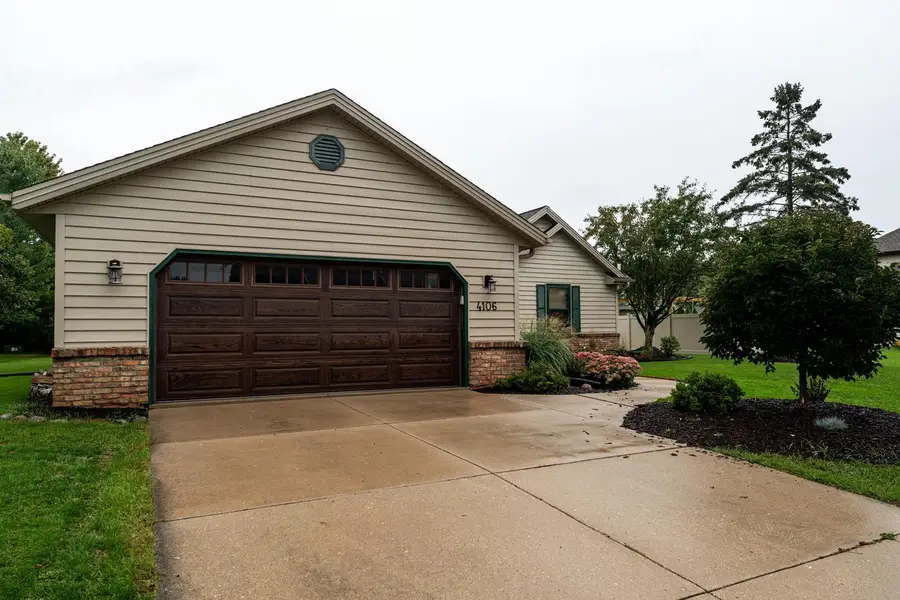 4106 W Southwood DRIVE, Franklin, WI 53132 - #2