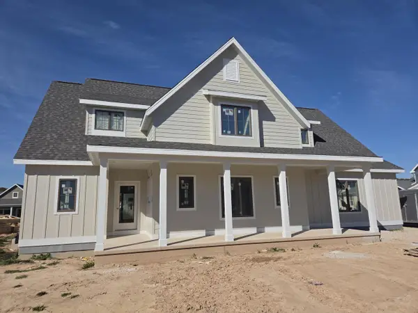 560 Meadow CIRCLE E, Kohler, WI 53044