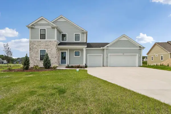 9901 N Migratory LANE, Mequon, WI 53097