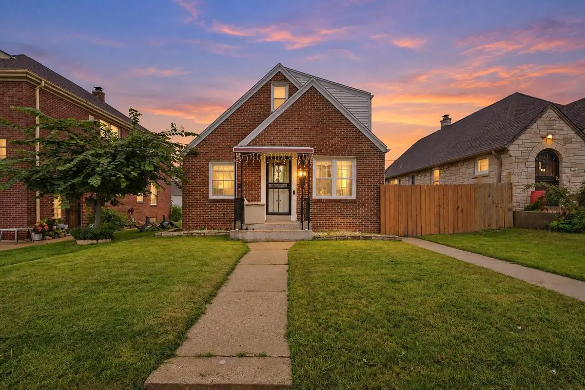 3318 S 13th STREET, Milwaukee, WI 53215 - #1