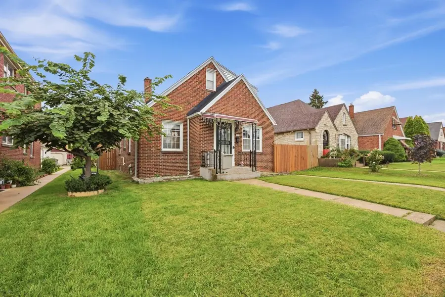 3318 S 13th STREET, Milwaukee, WI 53215 - #2