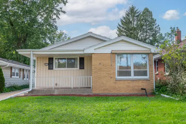 2533 N 113th STREET, Wauwatosa, WI 53226