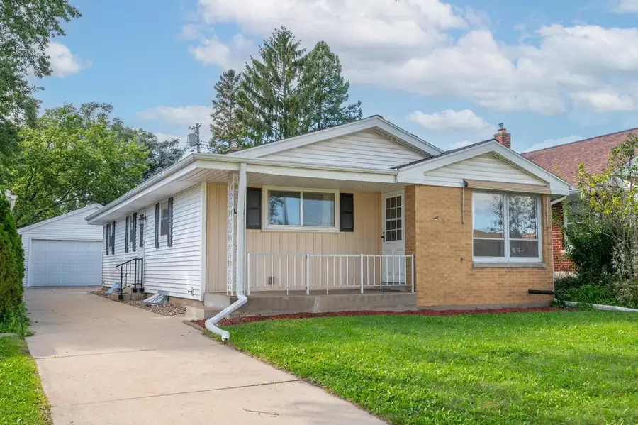 2533 N 113th STREET, Wauwatosa, WI 53226 - #2