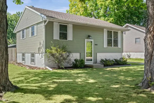 3322 Elm DRIVE, La Crosse, WI 54601