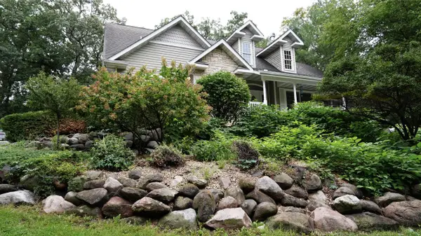 1528 E Lakeshore DRIVE, Twin Lakes, WI 53181