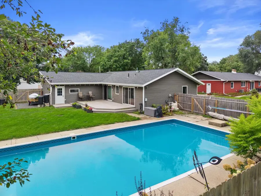464 W Church STREET, Evansville, WI 53536 - #3