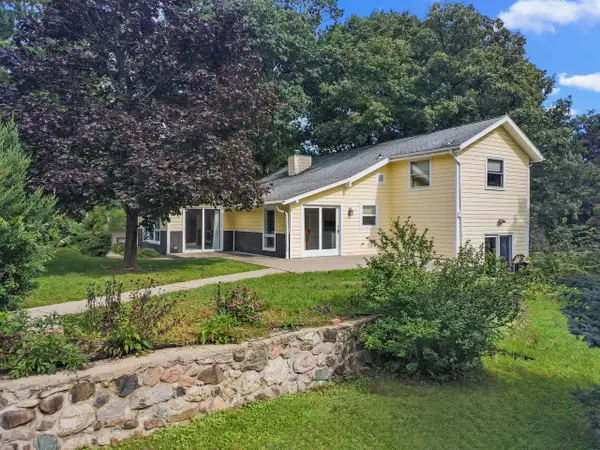 W5834 Bubbling Springs DRIVE, Elkhorn, WI 53121