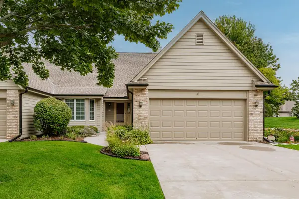 500 S McPride LANE #B, Brookfield, WI 53045