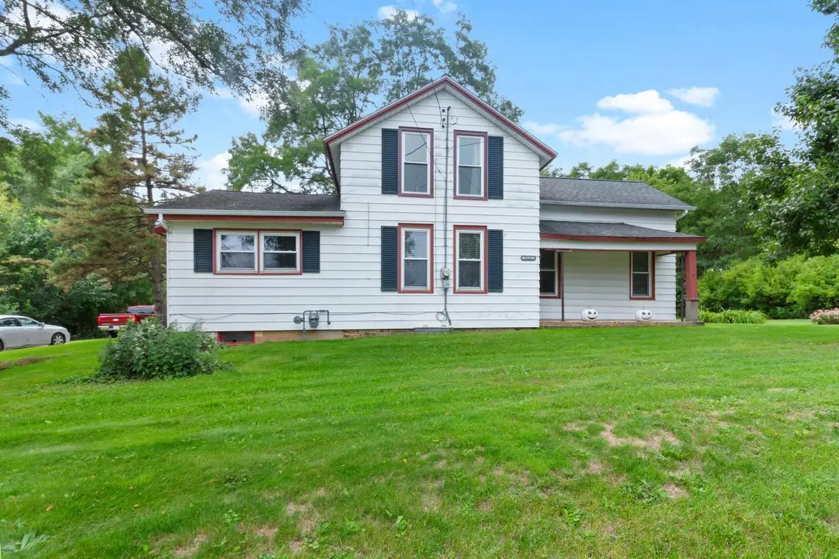 5245 S Martin ROAD, New Berlin, WI 53146 - #1