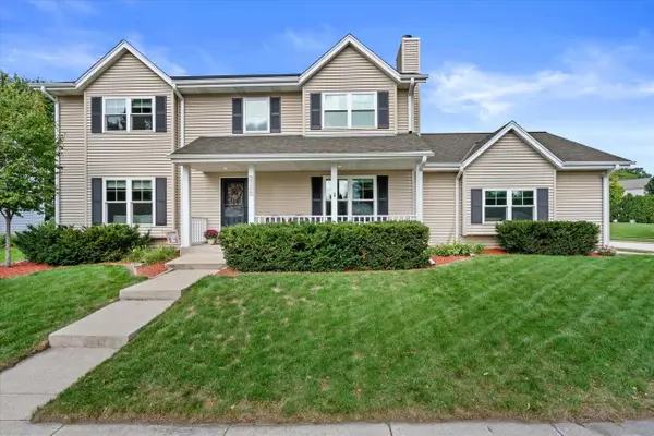 2308 Patrick LANE, Waukesha, WI 53188