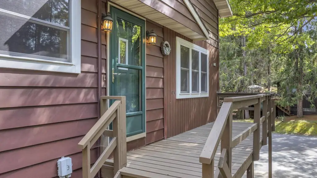 5529 Evergreen DRIVE, Sheboygan, WI 53081 - #1