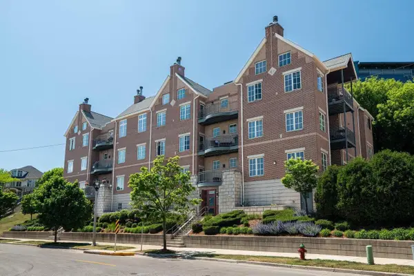 1809 N Commerce STREET #302, Milwaukee, WI 53212