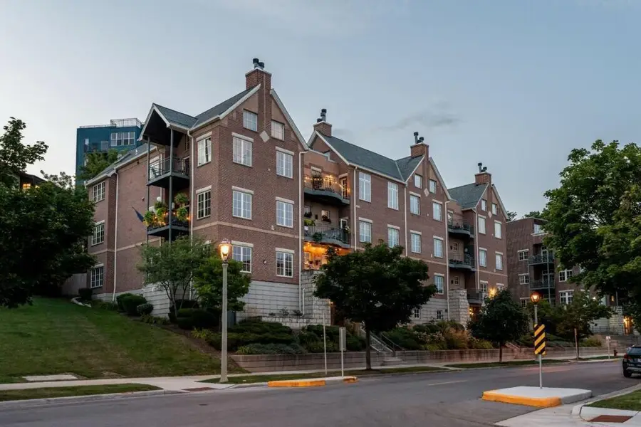 1809 N Commerce STREET #302, Milwaukee, WI 53212 - #3