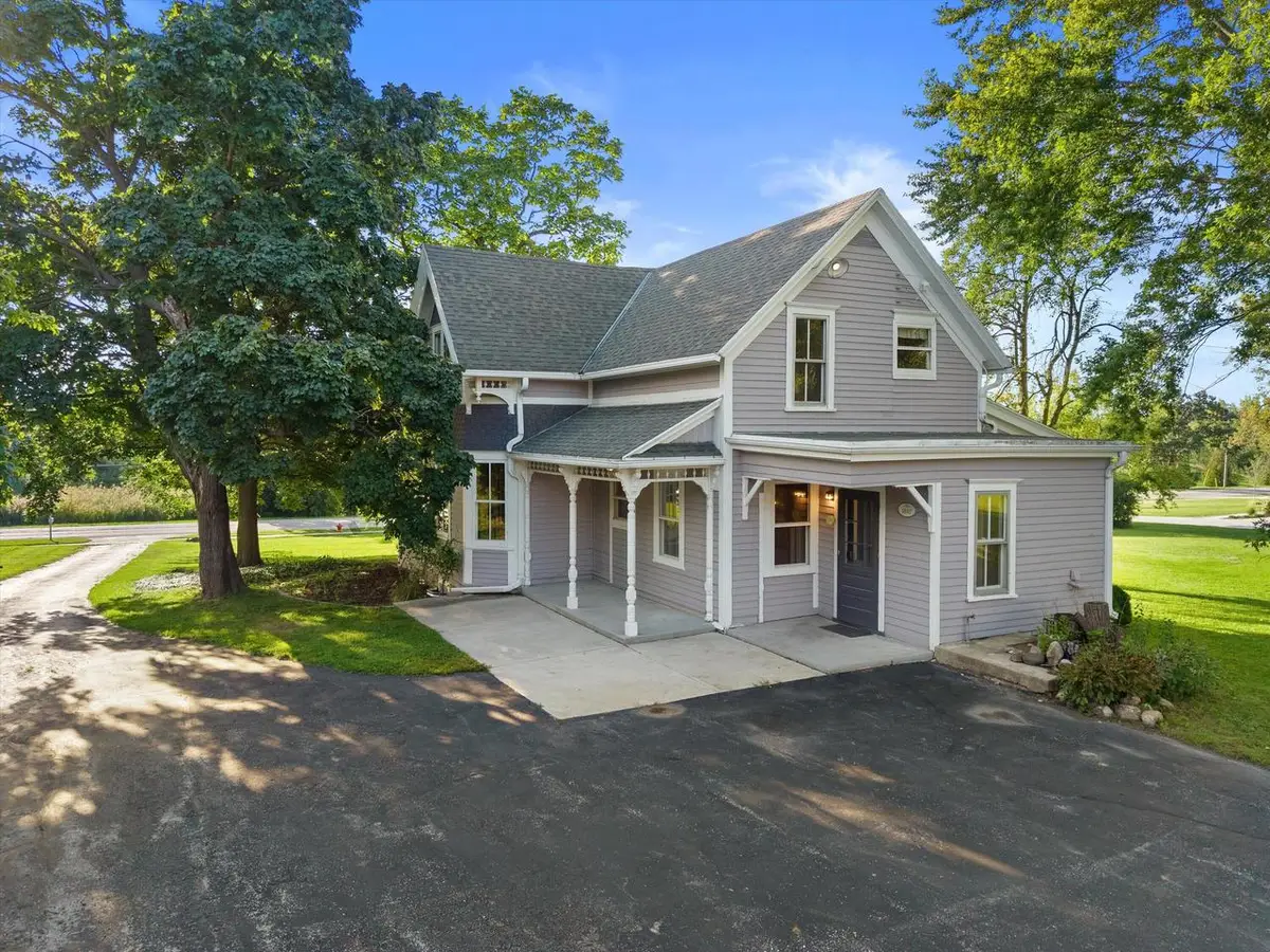 7582 S 51st STREET, Franklin, WI 53132 - #1