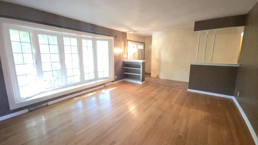 21670 Clarion LANE, Waukesha, WI 53186 - #2